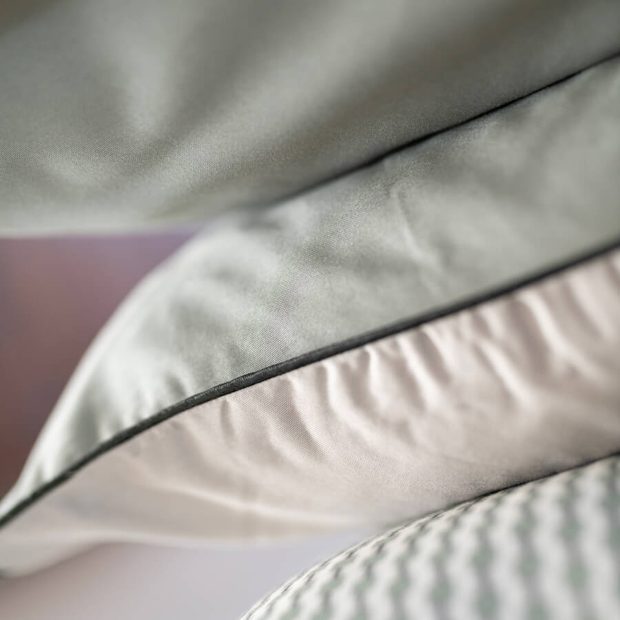 Completo letto in raso di puro cotone, satin finesse